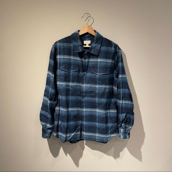 Club Monaco Flannel Size Medium - Picture 2 of 3